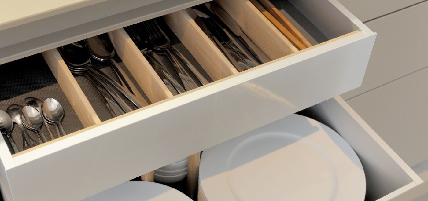 Schubladeneinsätze und -höhen gibt es in modernen Küchen für jedes Geschirrteil Schubladeneinsätze und -höhen gibt es in modernen Küchen für jedes Geschirrteil